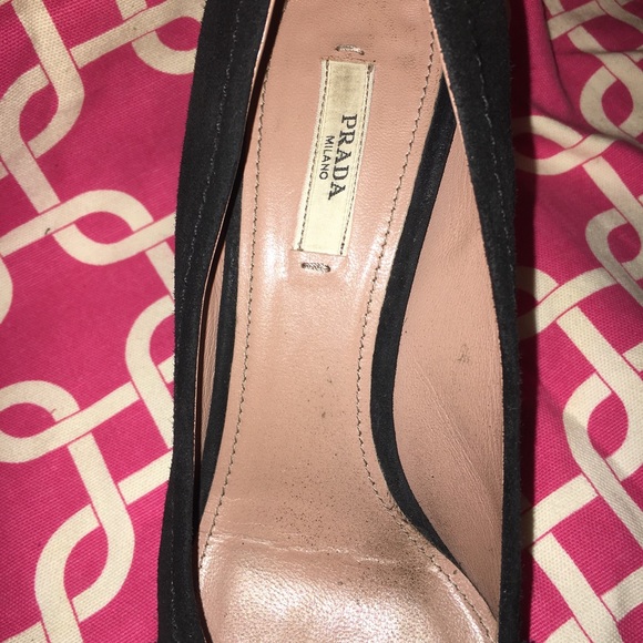 Shoes - Picture 3 of 7